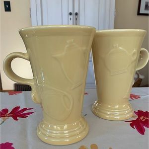 Fiesta pedestal mugs (2)
